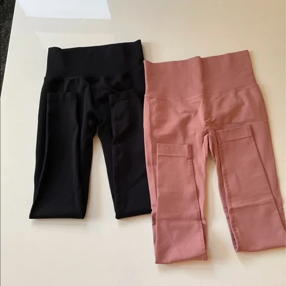 Scrunch booty legging bundle -SOLD - Picture 1 of 3